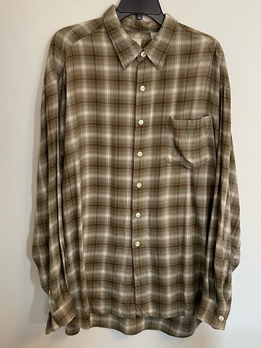 Vintage GAP Men's Olive Plaid Button-Up Shirt